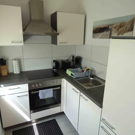 Komfort Zwenkauer Apartament *